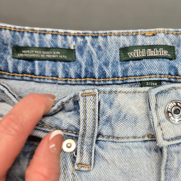 Wild Fable High Rise Straight Leg Distressed Jeans Light Wash Size 2/26 - Picture 7 of 15